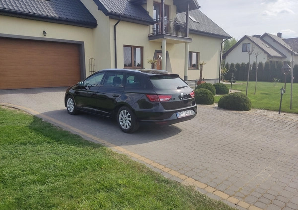 Seat Leon cena 49900 przebieg: 193000, rok produkcji 2016 z Tarczyn małe 379